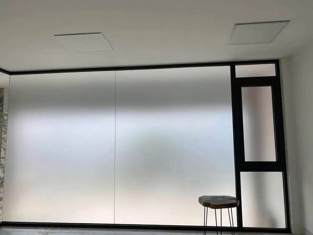 quý khách sẽ hoàn toàn yên tâm về chất lượng dịch vụ và sự hài lòng sau thi công.#1 Decal Dán Kính tại Thủ Dầu Một Bình Dương